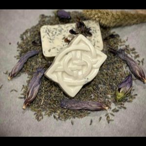 goats milk lavender and almond honey soaps made to order